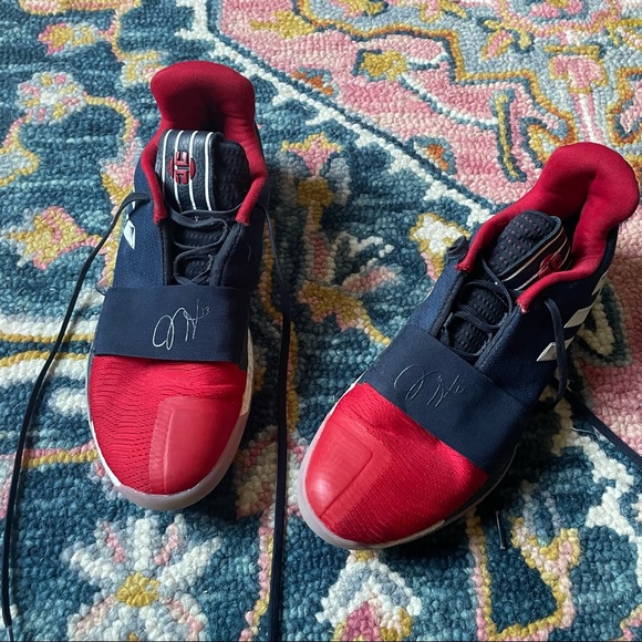 harden shark shoes
